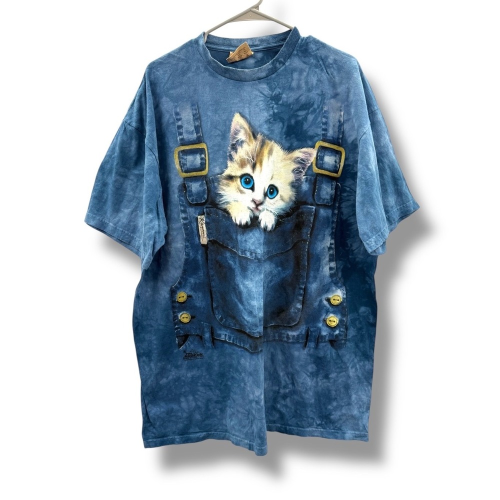 Vintage The Mountain 2002 Kayomi Harai Kitten Overalls Tie Dye T‎ Shirt XXL Blue
